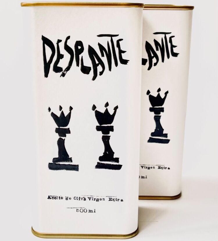 “Desplante” un aceite creado por dos Reinas, visibiliza la diversidad e igualdad en el mundo rural
