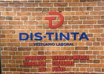 Dis-Tinta en Valdepeñas, ahora con servicio para cofradías, hermandades y costaleros