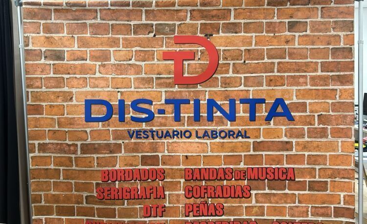 Dis-Tinta en Valdepeñas, ahora con servicio para cofradías, hermandades y costaleros
