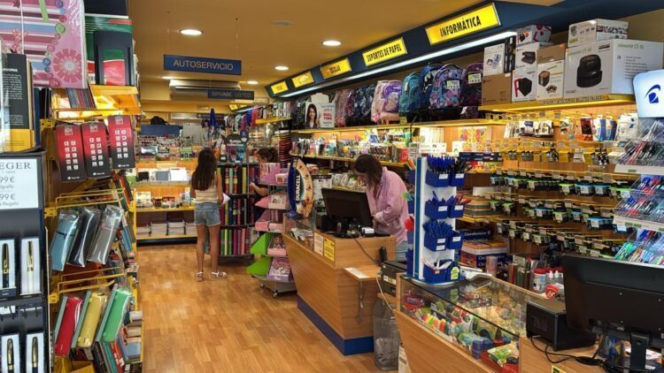 El inicio del curso con “Papelería Moderna” de Tomelloso