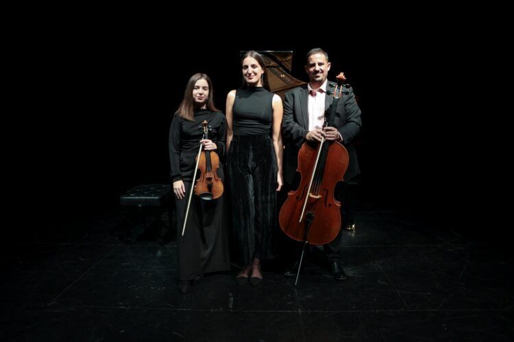 Synesthesia Trío, el grupo de música clásica y jazz presenta “De Viena a Buenos Aires” este sábado en Socuéllamos