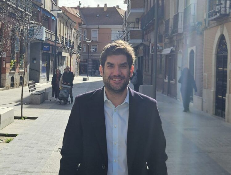 El tomellosero Manuel Fuentes, ingeniero aeronáutico, galardonado con la medalla de la Real Academia de Ingeniería (RAI)