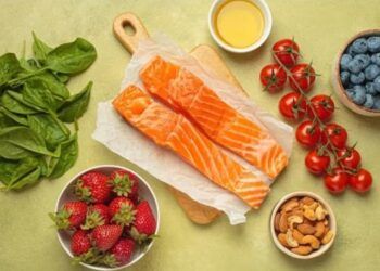 Alimentos naturales y frescos para una buena dieta antiinflamatoria