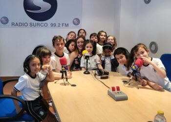 Alumnos del Colegio San José de Manzanares descubren la radio en Radio Surco