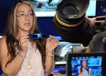 Leonor Hernández, astrónoma: durante el eclipse se van a producir cambios en nuestro entorno que también debemos observar