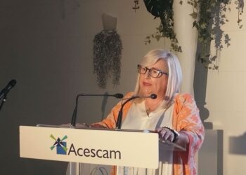 Cada 1 de octubre ACESCAM celebra la vida con un homenaje a las Personas Mayores