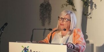 Cada 1 de octubre ACESCAM celebra la vida con un homenaje a las Personas Mayores