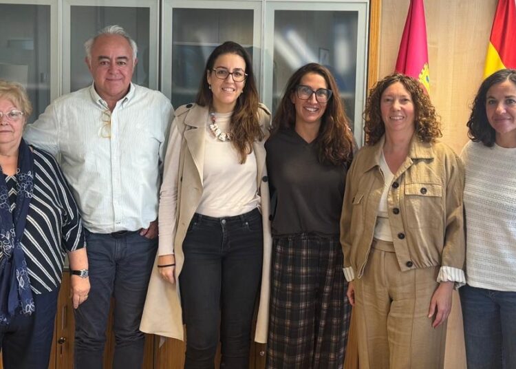 La Coordinadora por la Sanidad Pública de Tomelloso reclama el servicio de endrocrinología y soluciones a las listas de espera